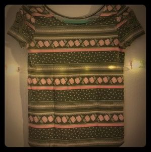 A cute shirt also with designs on the sleeves